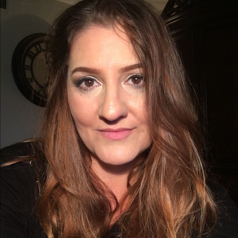 Meet your Posher, Angelina